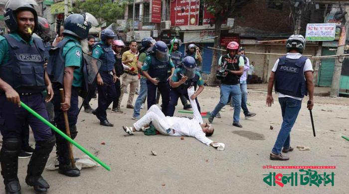 হামলায় দায়ীদের আইনের আওতায় আনার আহ্বান যুক্তরাষ্ট্রের